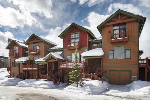 Bear Trail townhouse