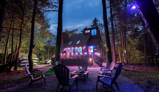 Bear Trails Retreat Games Fire Pit Near Kalahari Pocono