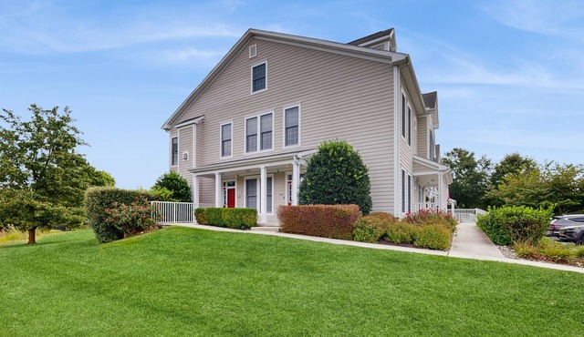 Bear Trap Dunes dog friendly condo with pools, hot tub, WiFi, central A/C