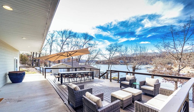 Bearcat Bungalows Two Homes One Rental, Sleep 22