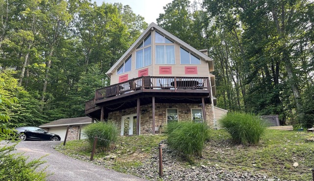 Bearly Believable By The Lake & WISP hot-tub/pets