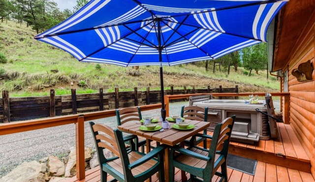Bears Gone Fishing- Hot Tub, Decks, Near Trails