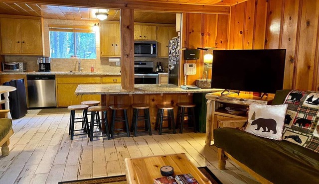 Bear’s Lair Cabin, Willow Cove, Bass Lake