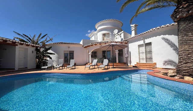 Beatuiful villa with private pool and air-condition