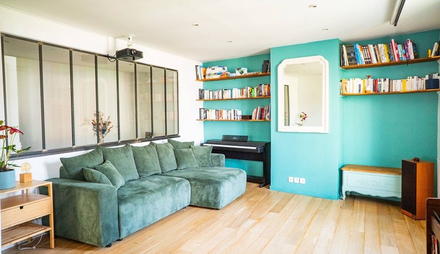 Beau Duplex à Pantin, à Proximité du Parc de la Villette Idéal Pour les JO!