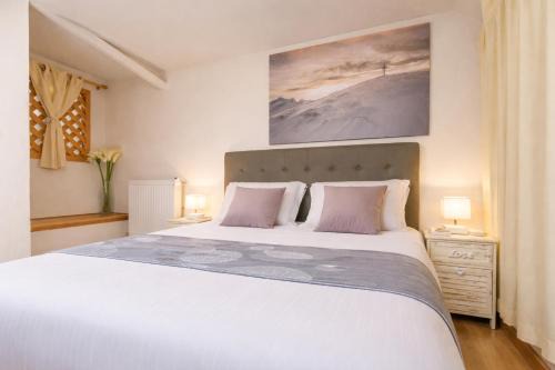 Beau duplex 54m2, CLIMATISATION, 3 étoiles, Gîte de France, 2 ch, calme, TV 140cm, parking, Netflix, wifi, 400m centre, boîte à clés, Gîtes La Tarine