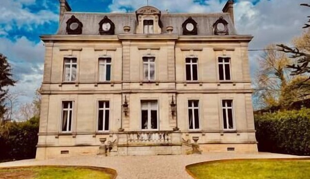 Beautiful mansion close to Saint-Émilion