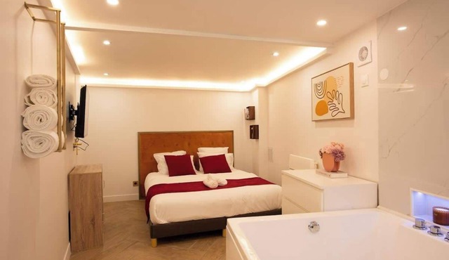 Beau sous-plex avec Jacuzzi