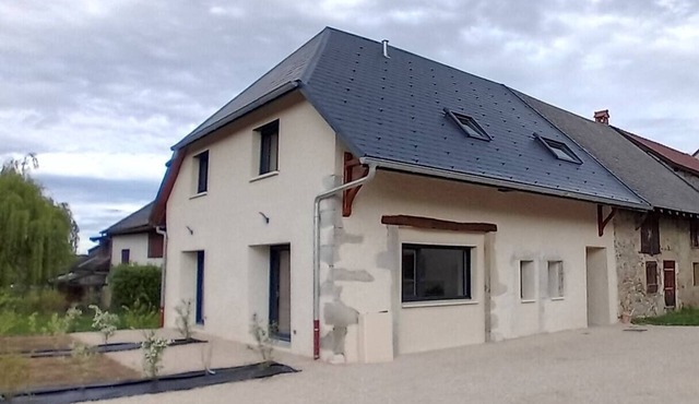 Beau T2 Neuf Dans une Maison Rénovée
