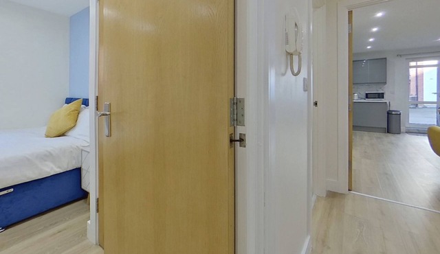 Beauchamp House, 2-bed apartment Covstays