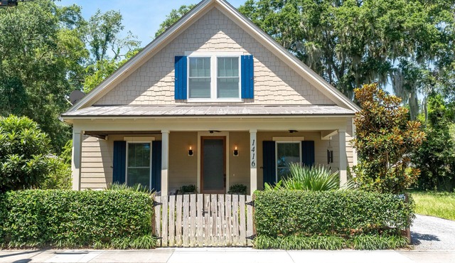 Beaufort Cottage in Pigeon Point Near Downtown Beaufort and Paris Island
