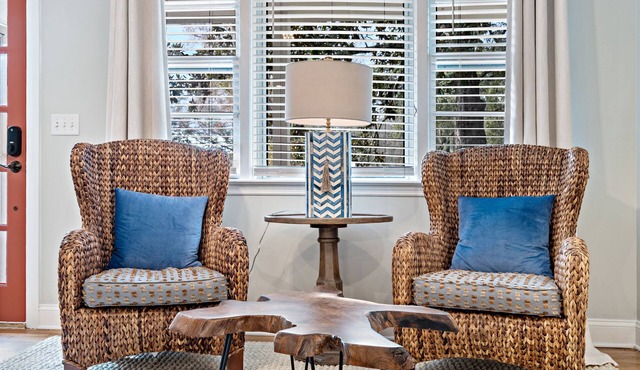 Beaufort Cottage very close to downtown.