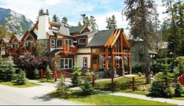 Beaujolais Boutique B&B at Thea's House- Adults Only