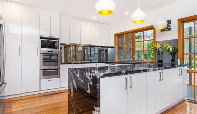 Beaumaris Grand Dame - Child & Pet friendly