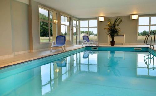 Beaune Levernois - Piscine Chauffée, Sauna et Golf