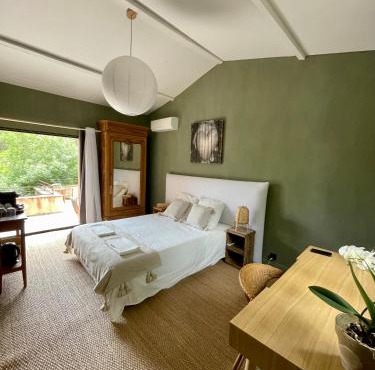 Beauregard Cévennes - Sublime chambre d'hôtes indépendante et moderne