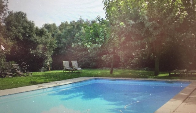 Beautiful countryhouse in rural surroundings with pool and pool house.