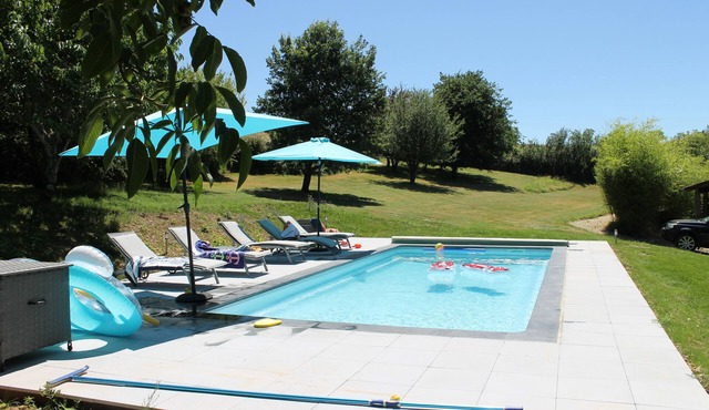 Beautiful barn with pool, in the heart of the Tarn countryside