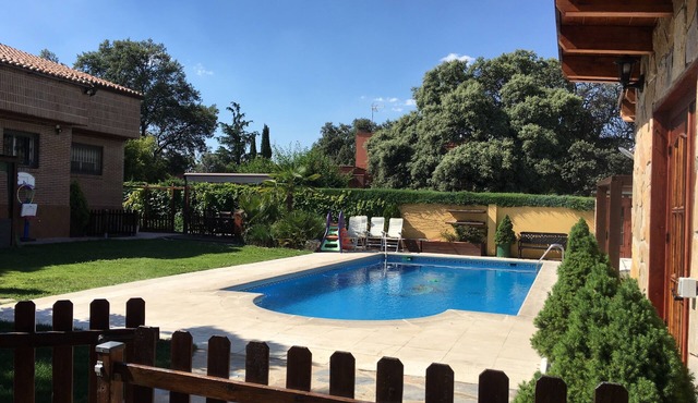 BEAUTIFUL FULLY EQUIPPED BUNGALOW APARTMENT