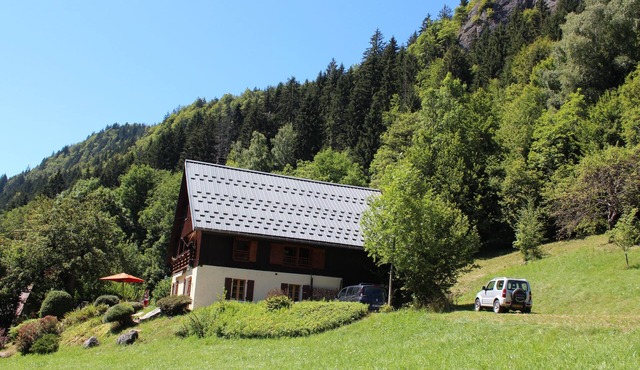Beautiful restored farmhouse in the heart of the Aravis