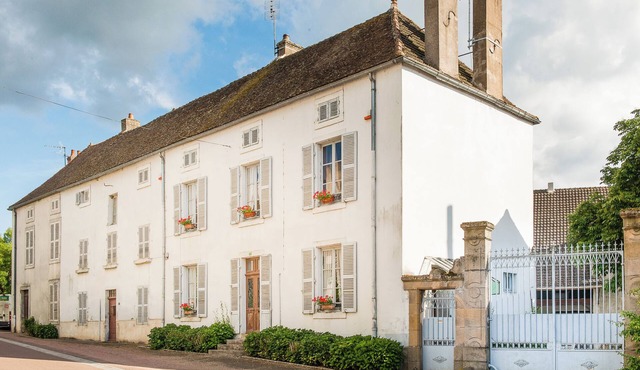 Beautiful country home in the heart of Burgundy!
