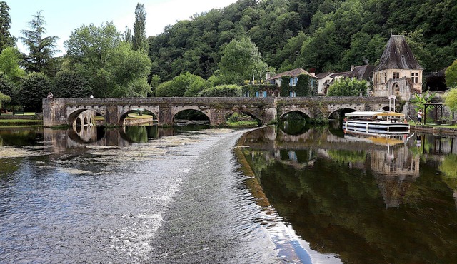 Beautiful holiday home with lake 15min by bike