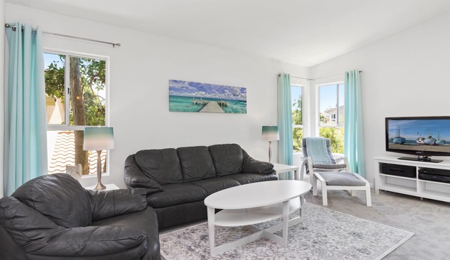 Beautiful, Bright Condo In Dana Point, walk to beach - STR24-0004