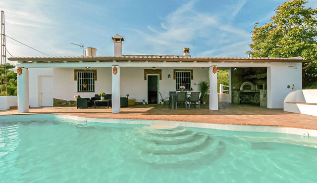 Beautiful home in La Puebla de los Infan