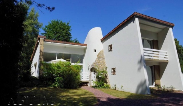 Beautiful architect house in the forest of Le Touquet