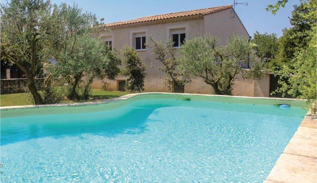 Beautiful home in St Paul Trois Chteaux with 3 Bedrooms, WiFi and Outdoor swimming pool
