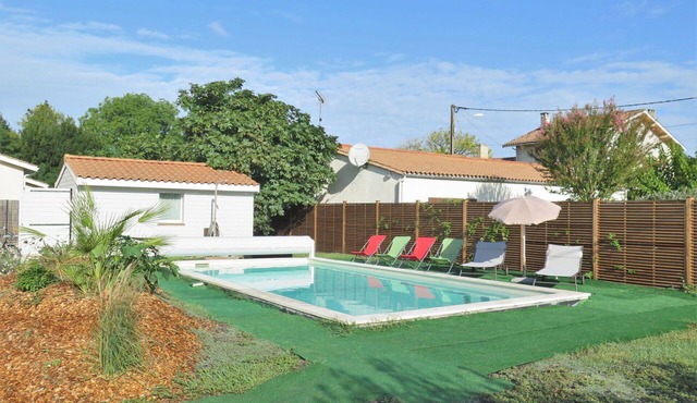 Beautiful private villa for 6 guests with private pool, WIFI and terrace