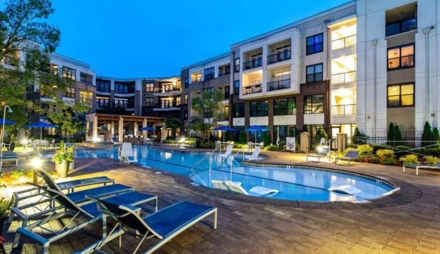 Beautiful 1 bedroom/1 bath Entire Apartment!