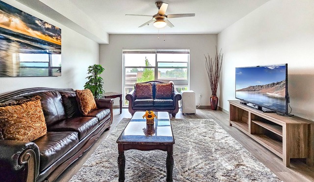 Beautiful 1-bedroom Apartment in Hillsboro