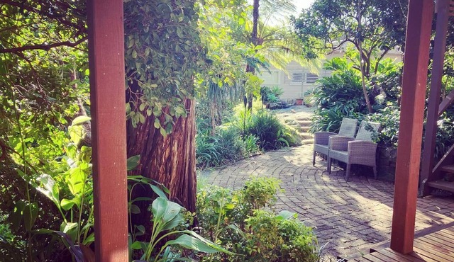 Beautiful 1 Bedroom Cabin, located in Forestville in Sydney's Northern Beaches..