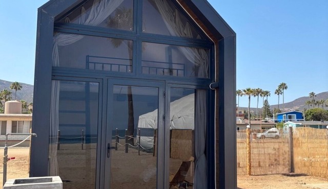 Beautiful 1-bedroom Chalet right on The Beach.