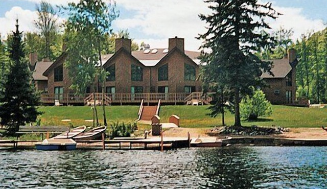 Beautiful 1 bedroom unit at resort, sleeps 4