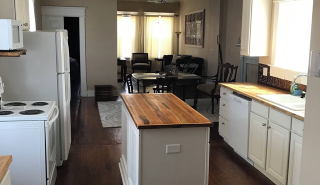 Beautiful 1910 Apartment