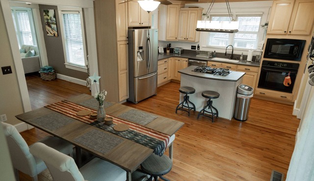 Beautiful 1920's Craftsman-Downtown Southern Pines