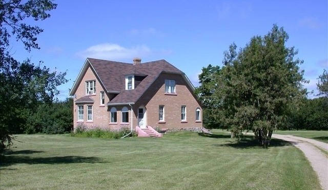Beautiful 1921 brick and fieldstone Country Country . The Tummel house