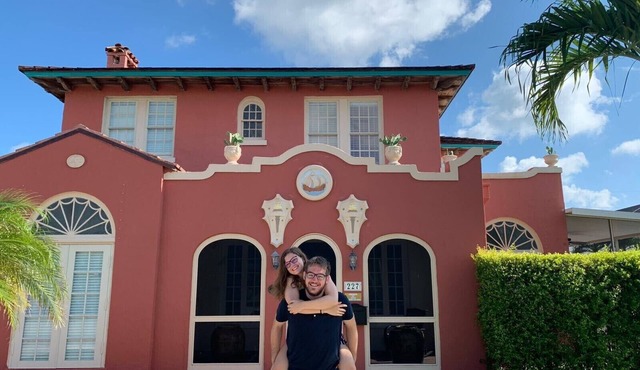 Beautiful 1925 Historic Home With private Covered Patio and Pool.