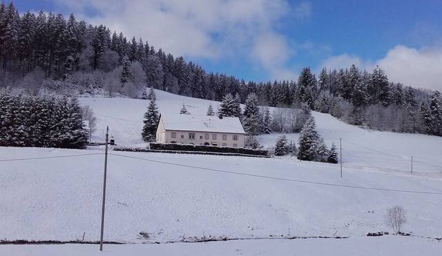 Beautiful 19th Century farm in the middle of the meadows
