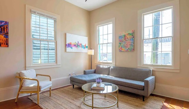 Beautiful 1bed House walk to French Q and Bourbon St