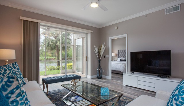 Beautiful 1st. floor unit totally renovated with lake view!