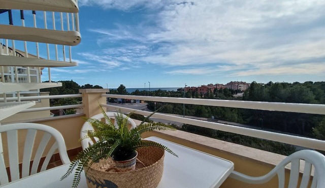 Beautiful 2-Bedroom Apartment with Air Conditioning and Parking in Calafat