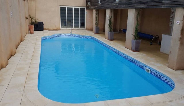 Beautiful 2-Bed Apartment