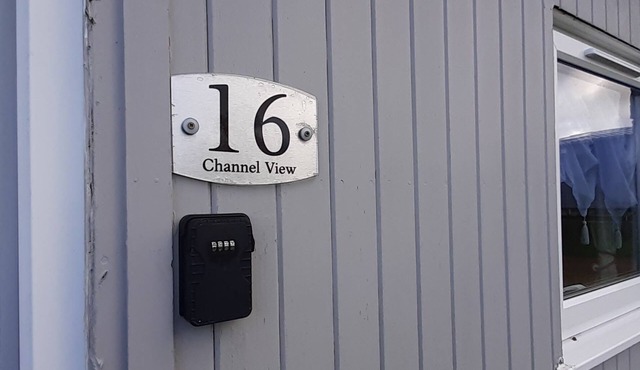 Beautiful 2-Bed Chalet in Bideford