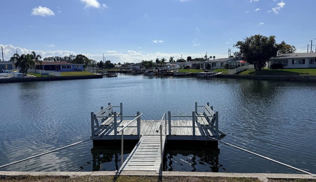 Beautiful 2 bedroom/2 bath waterfront home in the pristine Gulf Harbors.