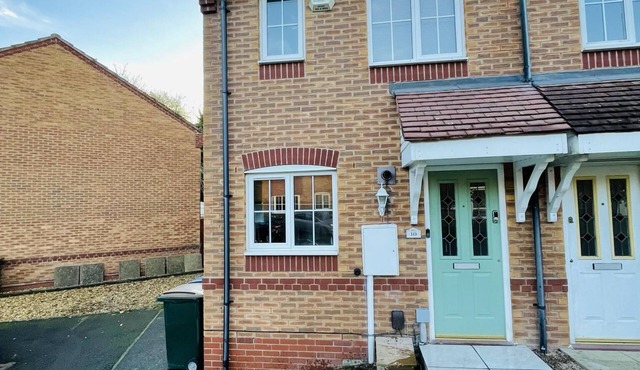 Beautiful 2-Bed Villa in Coventry