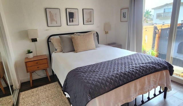 Beautiful 2-bedroom townhome in peaceful Imperial Beach perfect for relaxing