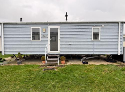 Beautiful 2 bedroom caravan , Leysdown